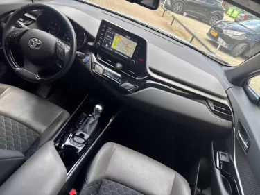 Foto van Toyota C-HR
