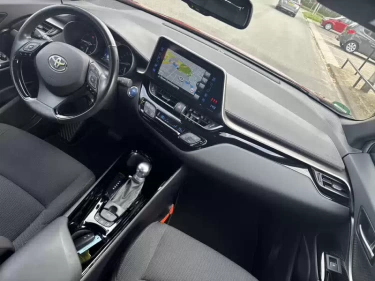 Foto van Toyota C-HR