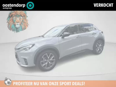 Foto van Lexus LBX