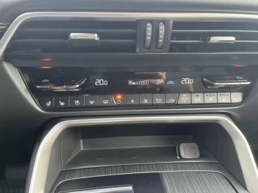 Foto van Mazda CX-80