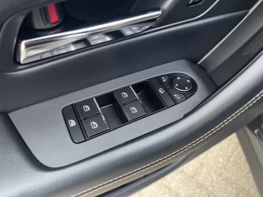 Foto van Mazda CX-60