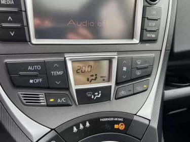 Foto van Toyota Verso-S