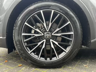 Foto van Toyota C-HR