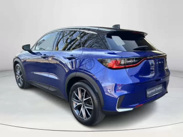 Foto van Lexus LBX