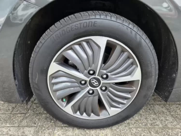 Foto van Hyundai IONIQ