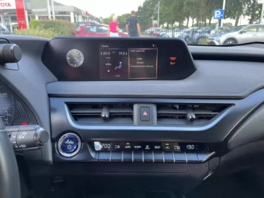 Foto van Lexus UX
