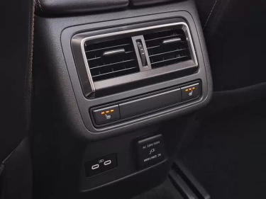 Foto van Mazda CX-60