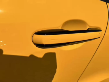 Foto van Lexus LBX