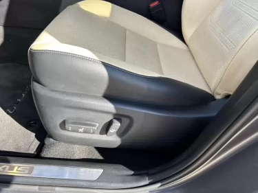 Foto van Lexus NX