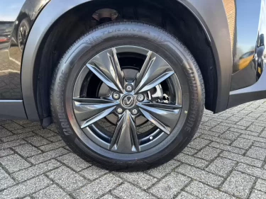 Foto van Lexus UX