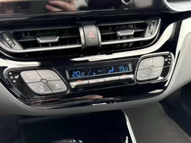 Foto van Toyota C-HR