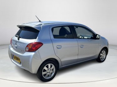 Foto van Mitsubishi Space Star