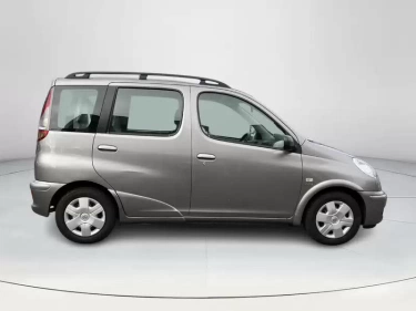 Foto van Toyota Yaris Verso