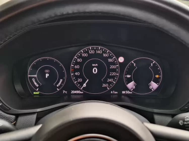 Foto van Mazda CX-60