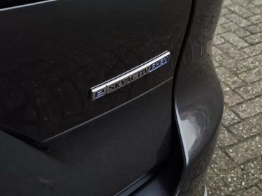 Foto van Mazda CX-60