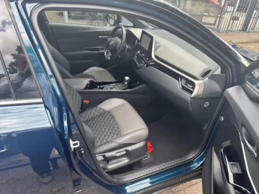 Foto van Toyota C-HR