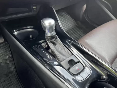 Foto van Toyota C-HR