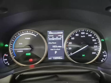 Foto van Lexus NX