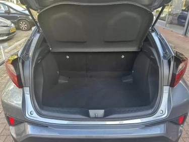 Foto van Toyota C-HR