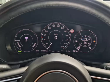 Foto van Mazda CX-60