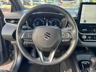 Foto van Suzuki Swace