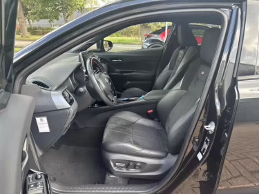 Foto van Toyota C-HR