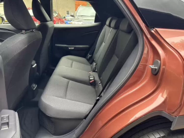 Foto van Lexus LBX