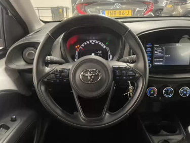 Foto van Toyota Aygo X