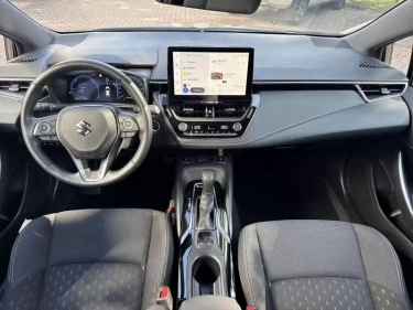 Foto van Suzuki Swace