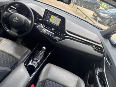 Foto van Toyota C-HR