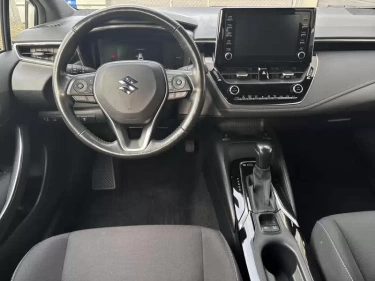 Foto van Suzuki Swace