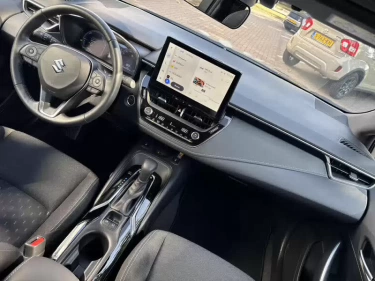 Foto van Suzuki Swace