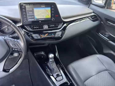 Foto van Toyota C-HR