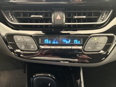 Foto van Toyota C-HR
