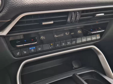 Foto van Mazda CX-60
