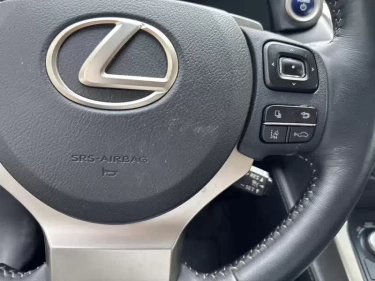 Foto van Lexus NX