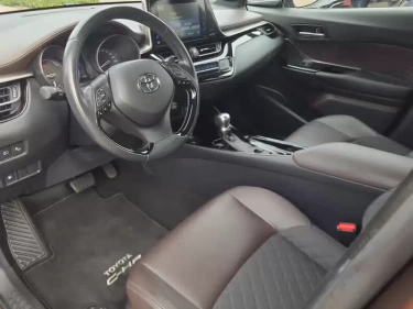 Foto van Toyota C-HR
