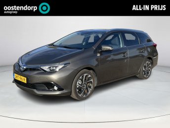Toyota Auris 1.8 Hybrid Dynamic | Navigatie | Stoelverwarming | Parkeersensoren | 17 inch LM-velgen | occasion 2016