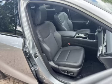 Foto van Lexus RX