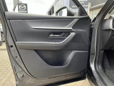 Foto van Mazda CX-60