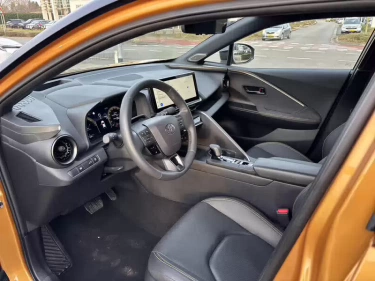 Foto van Toyota C-HR