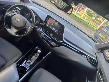 Foto van Toyota C-HR