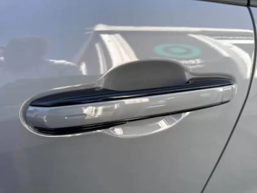 Foto van Lexus LBX