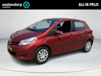 Toyota Yaris 1.3 VVT-i Now  occasion 2013