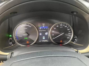 Foto van Lexus NX