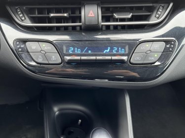 Foto van Toyota C-HR