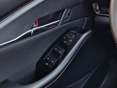 Foto van Mazda CX-30