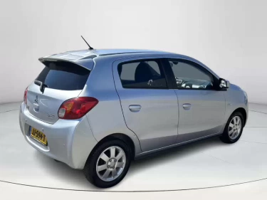 Foto van Mitsubishi Space Star