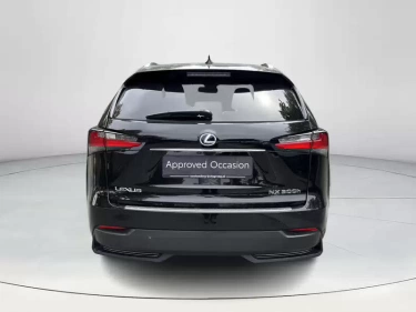 Foto van Lexus NX