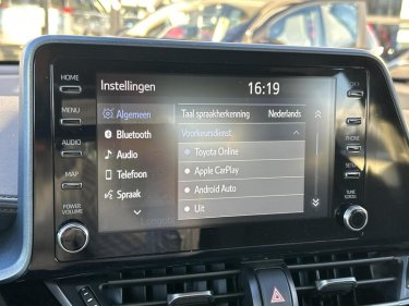 Foto van Toyota C-HR